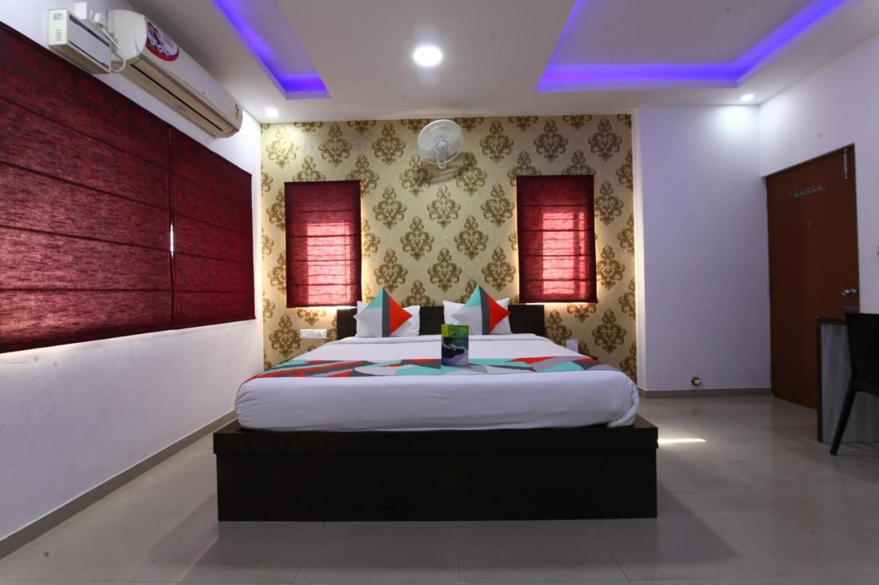 Avenue Hotel 3*