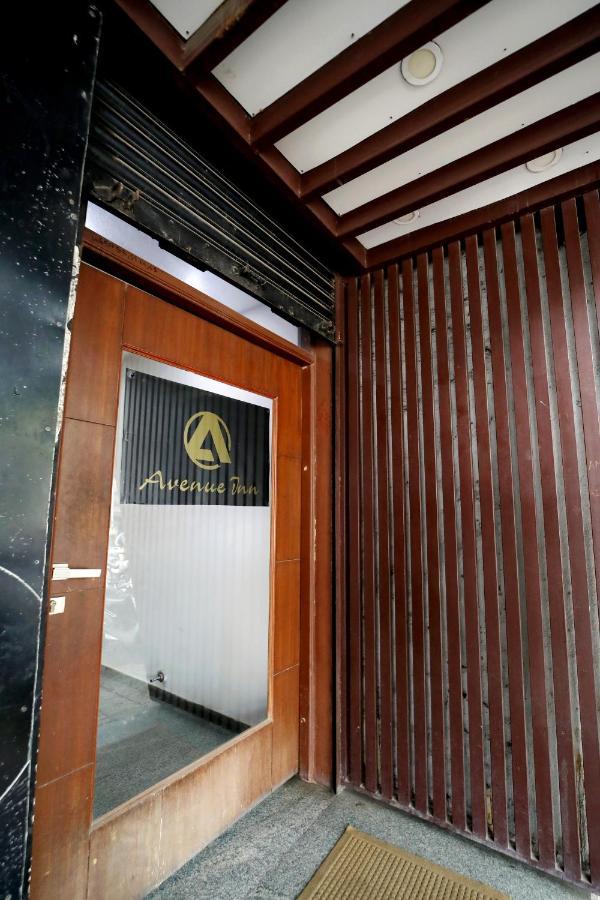 Avenue Hotel